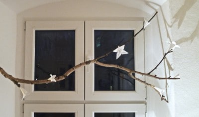Origami-Blüten-Zweig