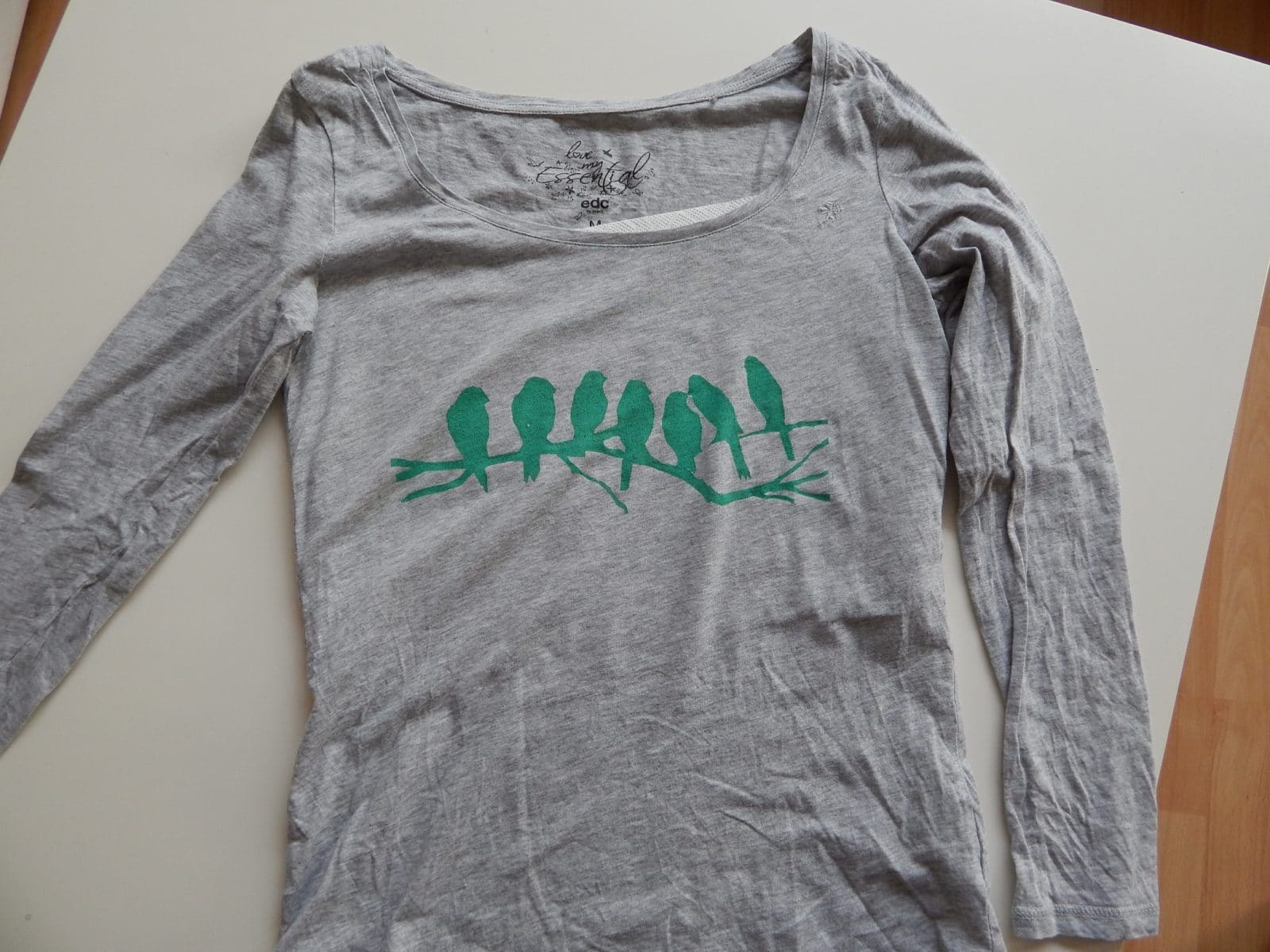 Upcycling- T-shirt bedrucken mit Freezerpapier - HANDMADE Kultur