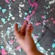 Flüssige Kreide selber machen: Ein Sommer-DIY zum Basteln mit Kindern