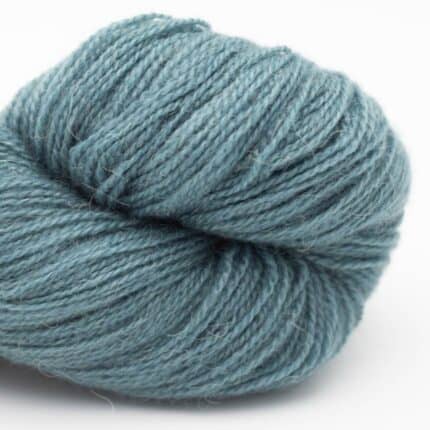 Dry Desert Camel 2-ply LIGHT fingering handgesponnen estatic Prismatic (green blue) - Nomadnoos