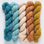 Fino Minis Strickset für Schal & Loop handgefärbt Phoebe - Manos del Uruguay