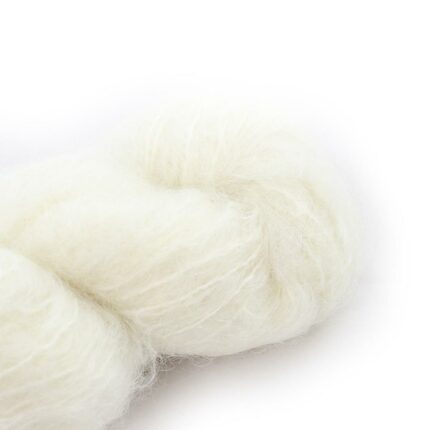 Fluffy Mohair solids handgefärbt 10-Natural - Cowgirl Blues