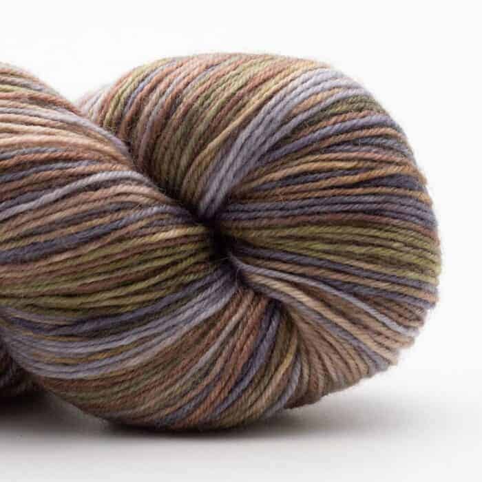 Lazy Lion Sockenwolle Earth Wind no Fire self-striping - Kremke Soul Wool