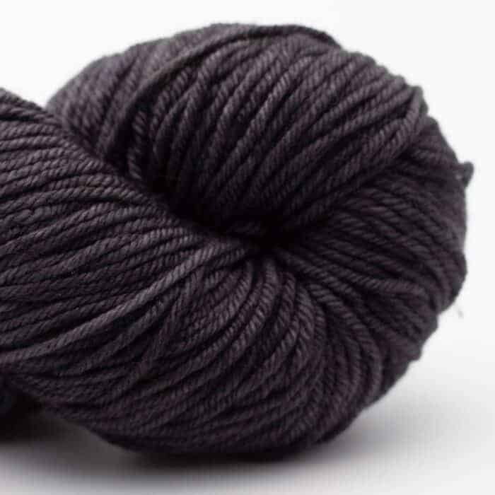 Merino DK solids 100g handgefärbt Charcoal - Cowgirl Blues