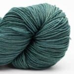 Proper Sock Solids 100g handgefärbt Rainforest - Cowgirl Blues