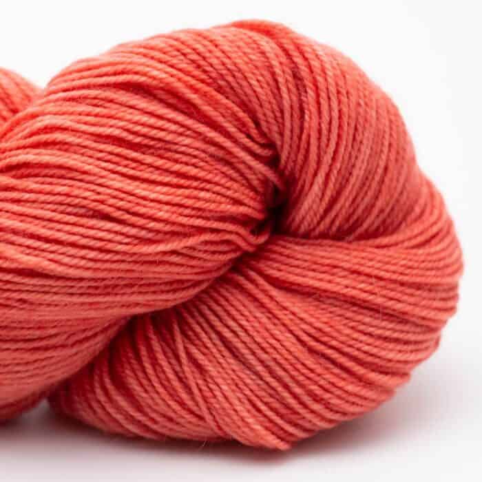 Proper Sock Solids 100g handgefärbt Ruby Grapefruit - Cowgirl Blues