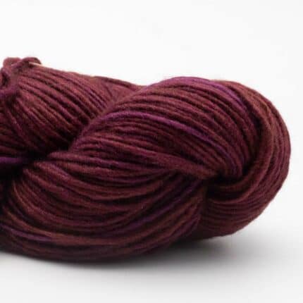 Silk Blend uni handgefärbt BingCherry300M - Manos del Uruguay