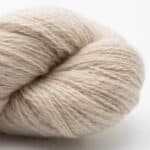 Smooth Sartuul Sheep Wool 2-ply LIGHT FINGERING handgesponnen every day is a new day (beige) - Nomadnoos