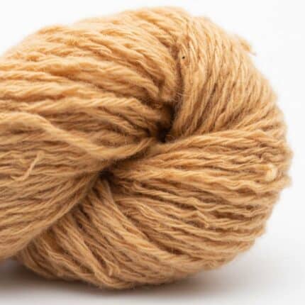 Smooth Sartuul Sheep Wool 4-ply ARAN handgesponnen this gold sleighs me (yellow) - Nomadnoos