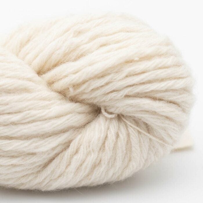 Smooth Sartuul Sheep Wool 8-ply BULKY handgesponnen altai white (undyed) - Nomadnoos