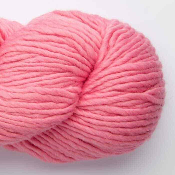 Yana FINE Highland Wool 200g Flamingo - Amano