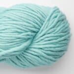 Yana FINE Highland Wool 200g Laguna - Amano