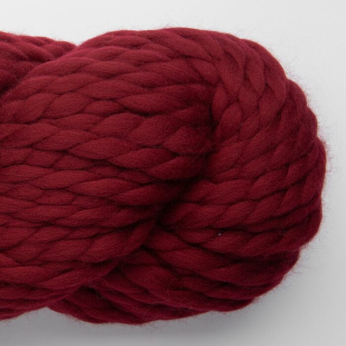 Yana XL Highland Wool 200g Berry - Amano